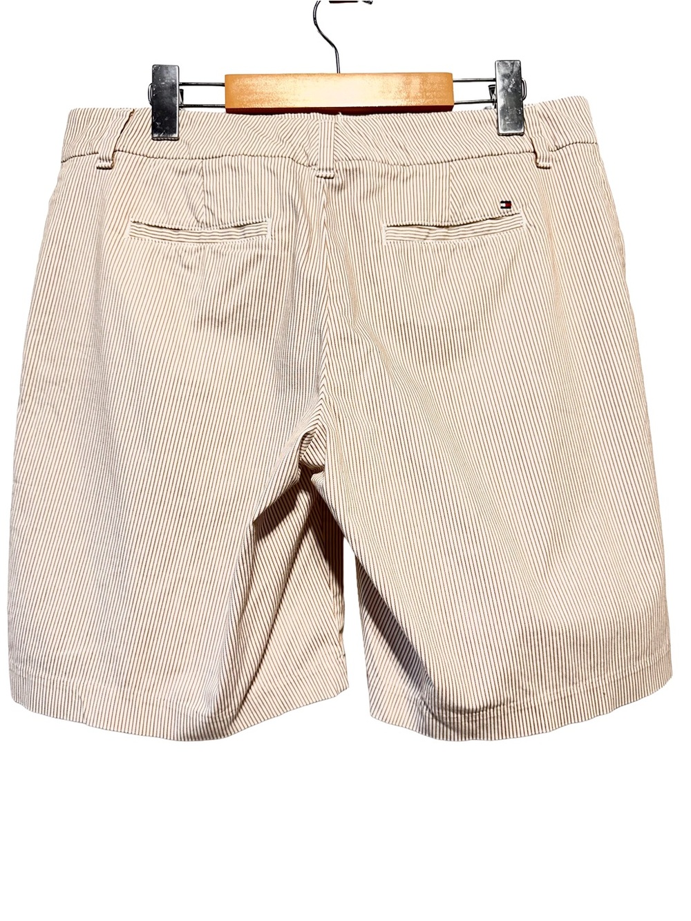 TOMMY HILFIGER Beige Pinstripe Hampton Preppy Chino Bermuda Shorts - Picture 4 of 9